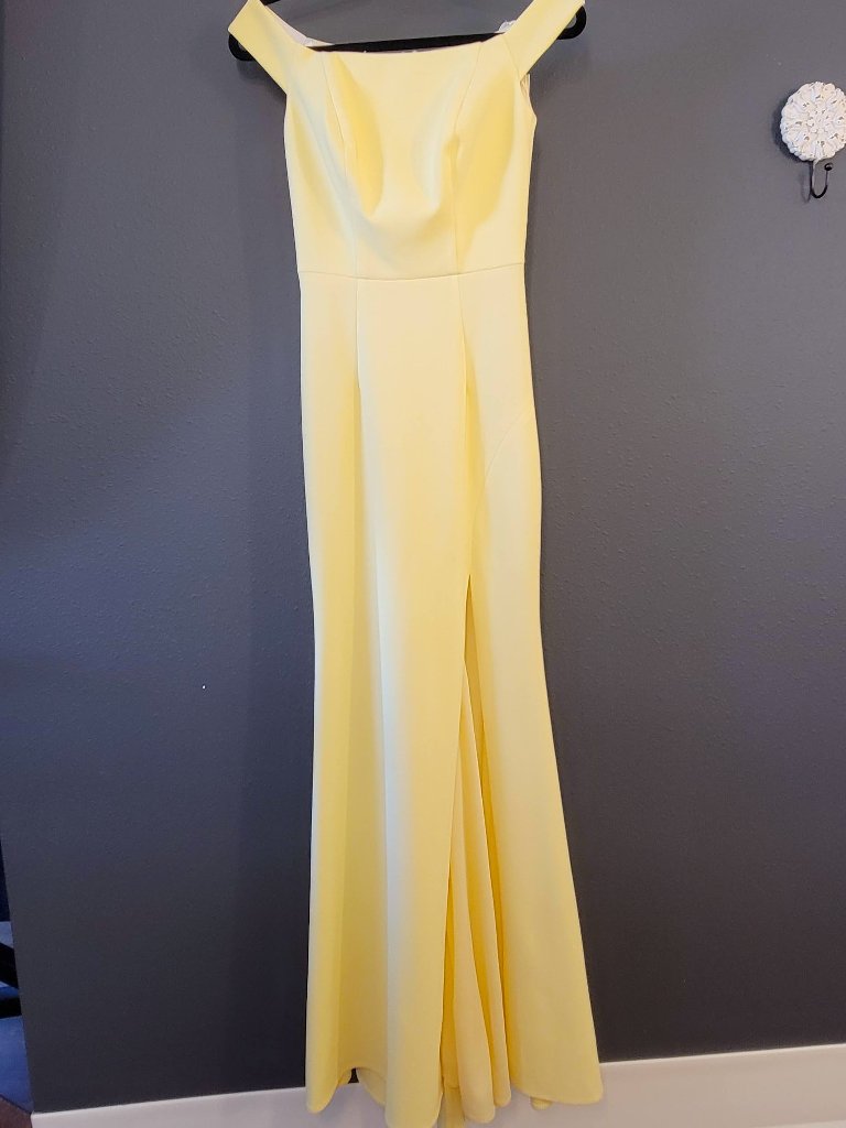Aqua Nwt Long Dress Gown Pale Yellow Mermaid Slit Lined Size 0